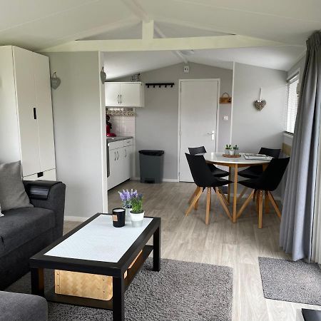 Luxe Chalet Friesland I14 - 5 Pers Westergeest Buitenkant foto