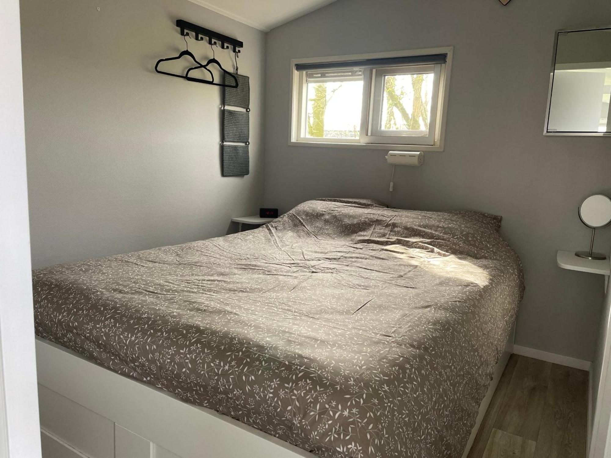 Luxe Chalet Friesland I14 - 5 Pers Westergeest Buitenkant foto